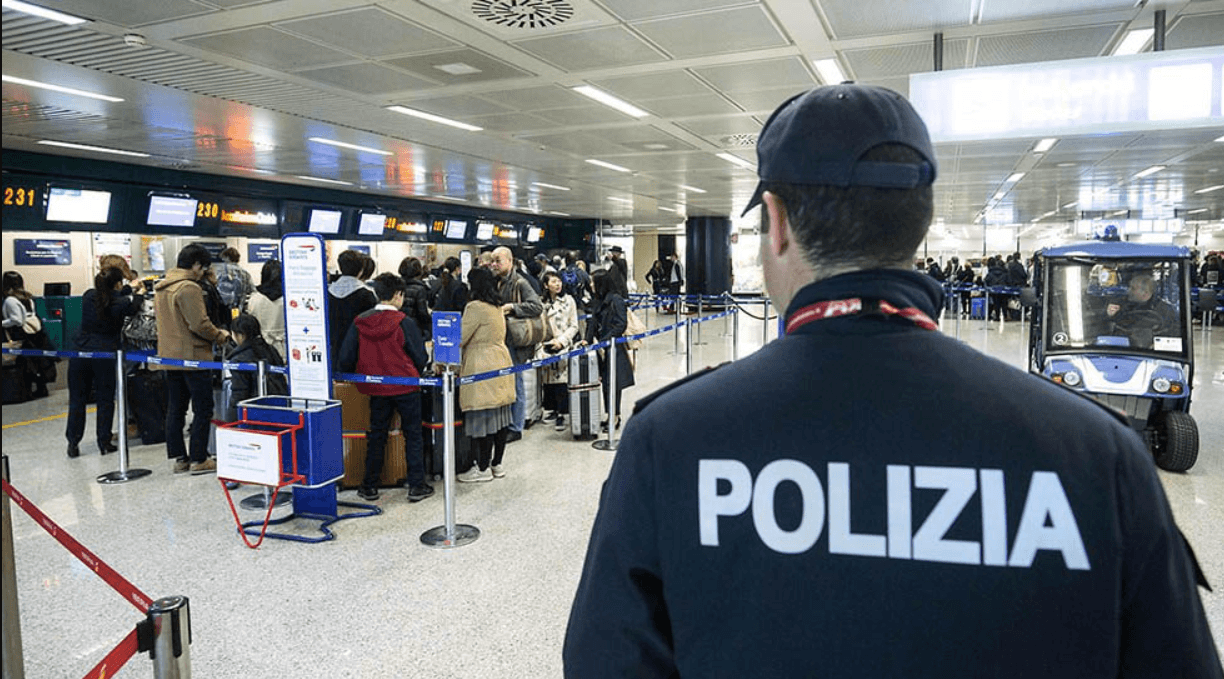 Un moldovean, arestat pe Aeroportul din Bologna. Tânărul era dat în căutare de Chișinău în 2023