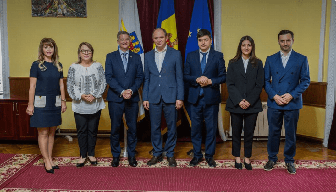 Ion Ceban, întrevederi cu oficiali străini cu ocazia Festivalului “Te salut, Chișinău”. Primăria își reafirmă deschiderea pentru cooperare internațională