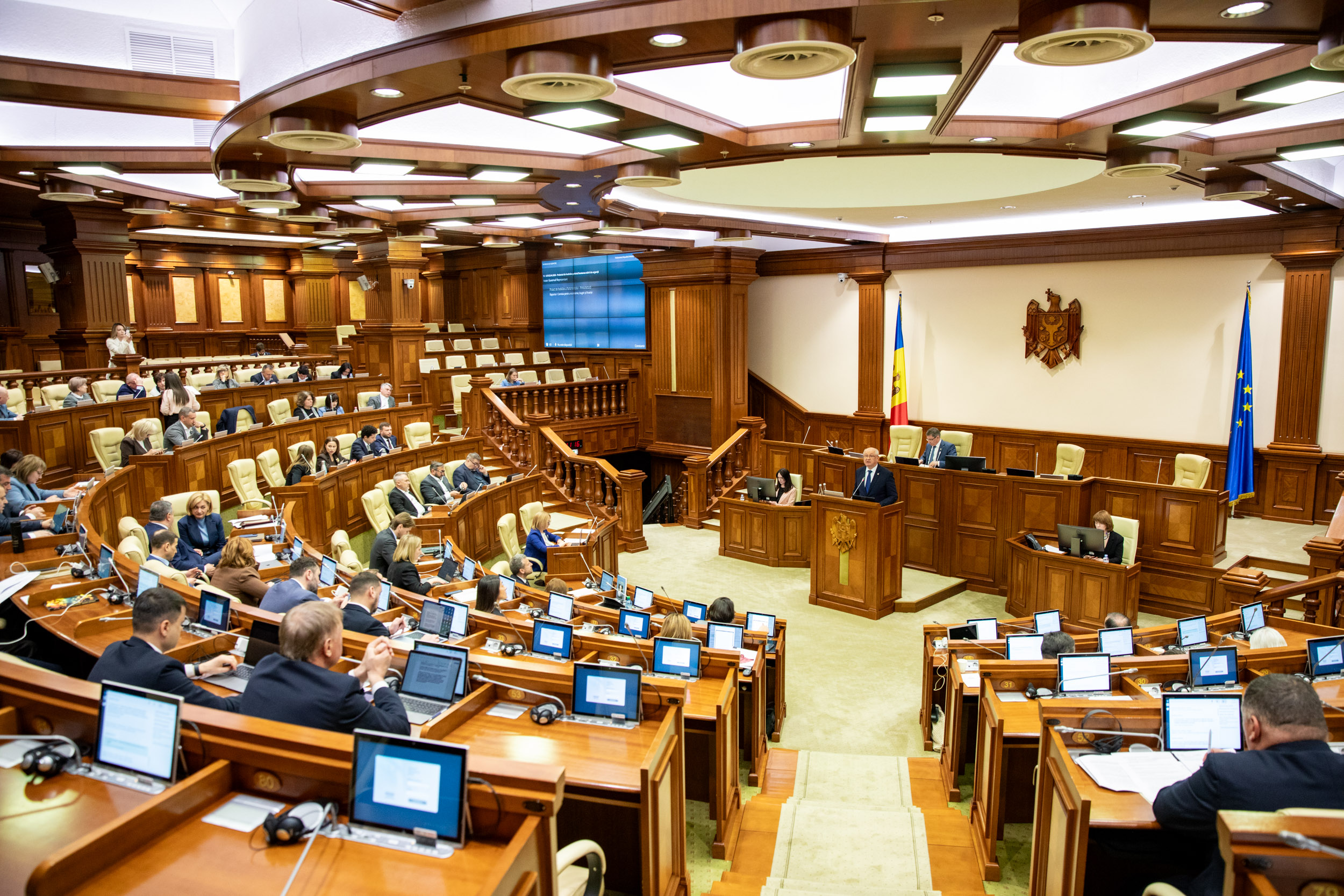 Încetarea stării de urgență în sectorul energetic a fost votată de Parlament
