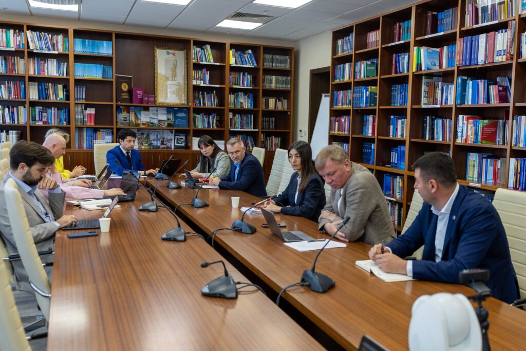 Republica Moldova ar putea avea stocuri de urgență de produse petroliere. Inițiativa urmează să fie examinată de Parlament