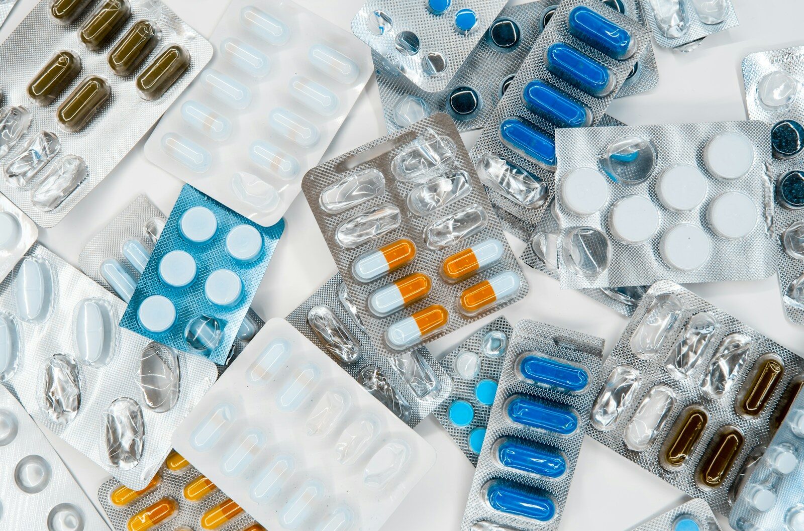 Două tentative de introducere ilegală a medicamentelor psihotrope, contracarate de Serviciul Vamal al Republicii Moldova