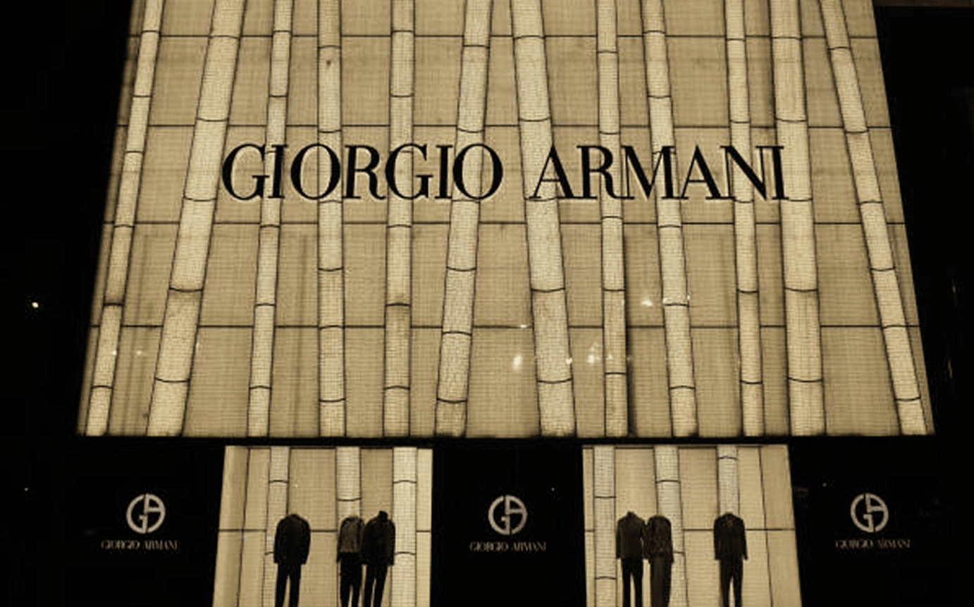 Casa de modă Giorgio Armani ar ceda 15% din acțiuni. Cine sunt investitorii indicați de regretatul fondator